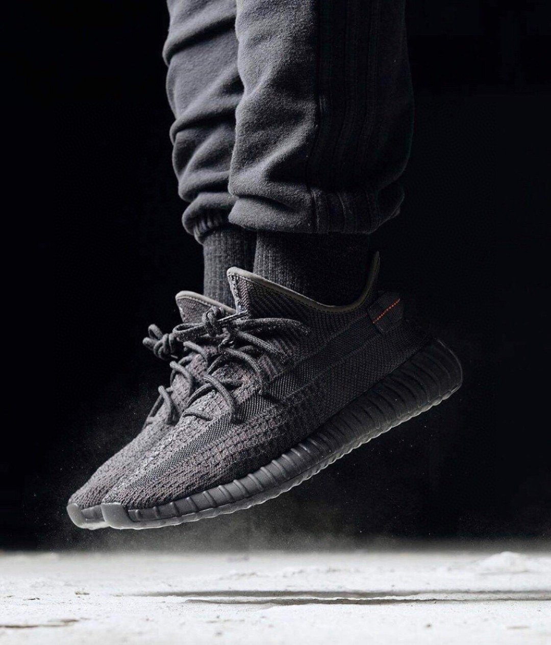 Adidas Yeezy Boost 350 V2 Black Static (FU9006)