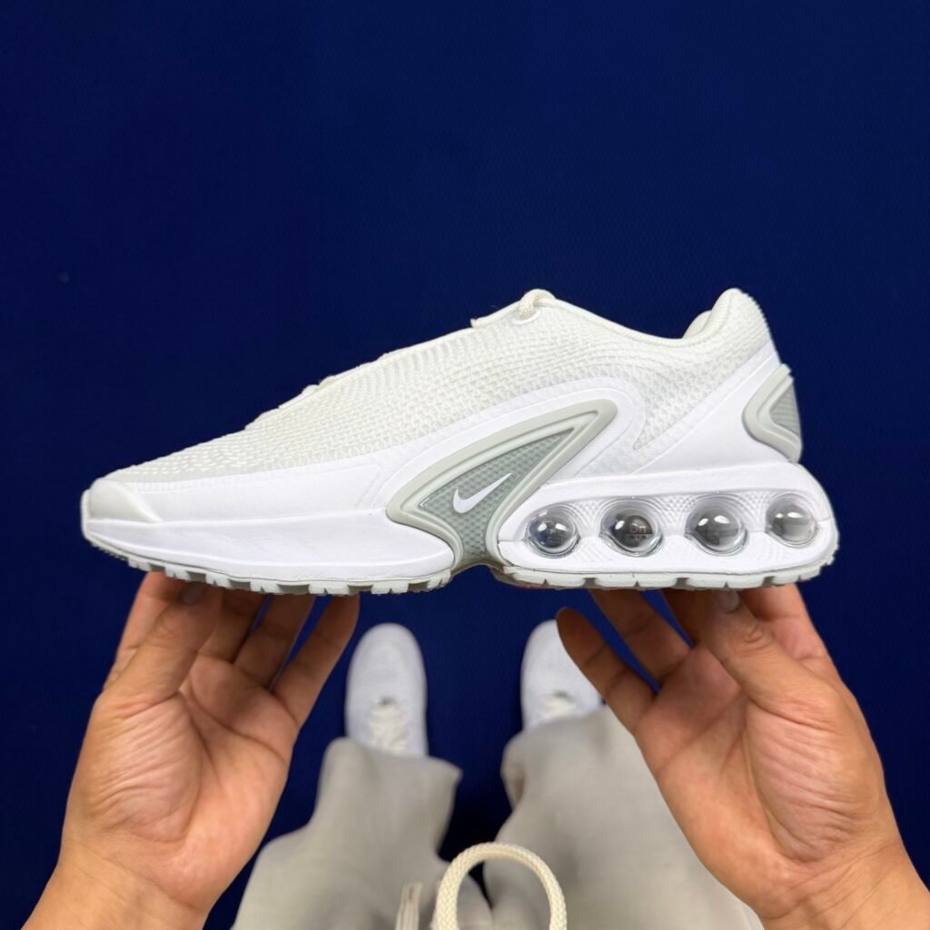 Air Max DN