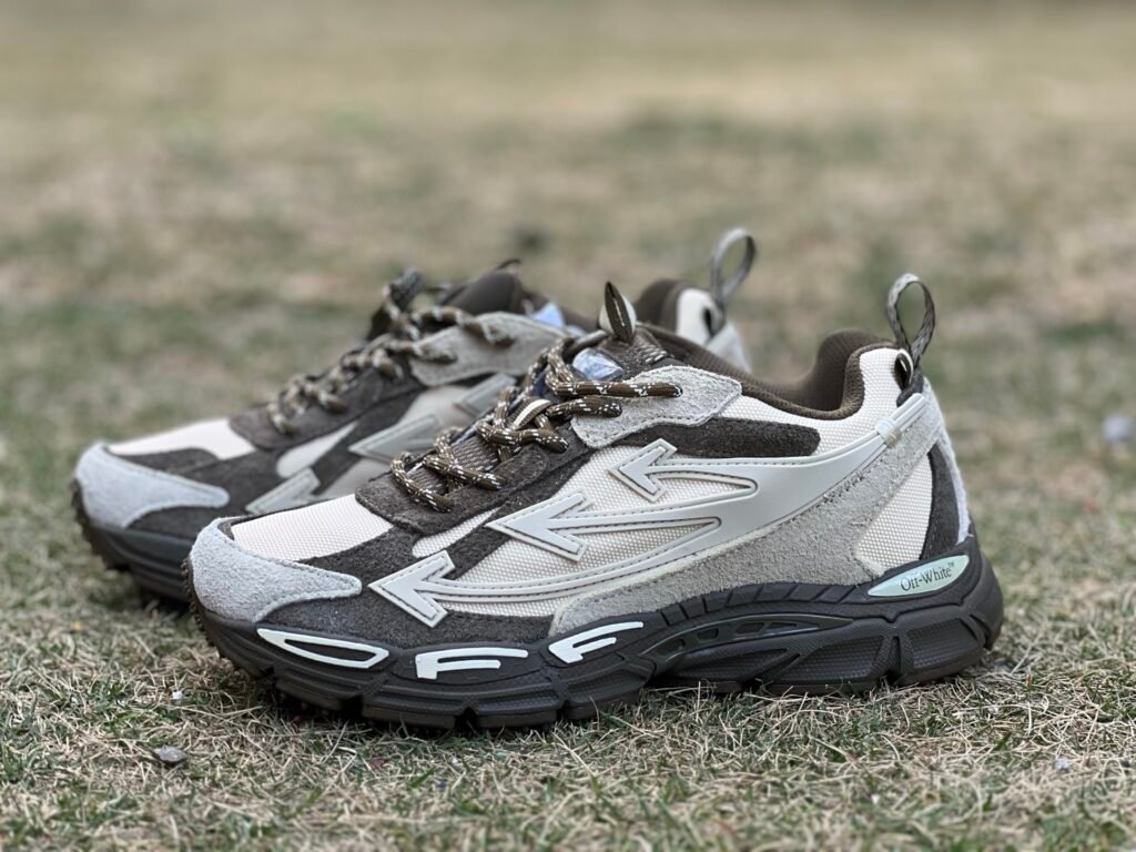 Off-White Be Right Back Sneakers