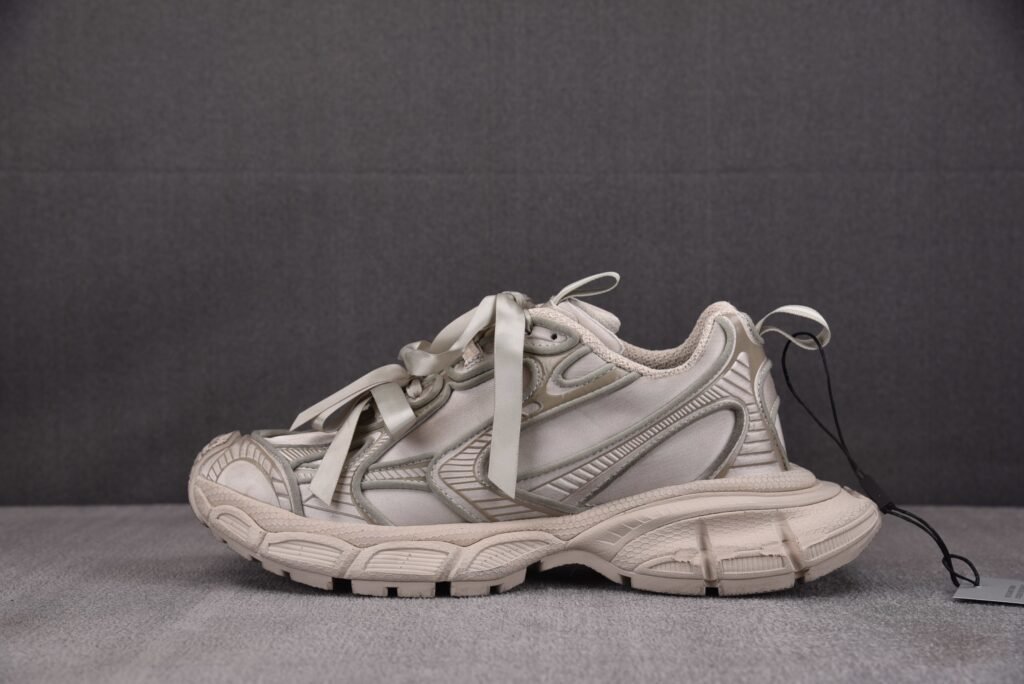 Balenciaga 3XL Satin Bows Sneakers (XA）