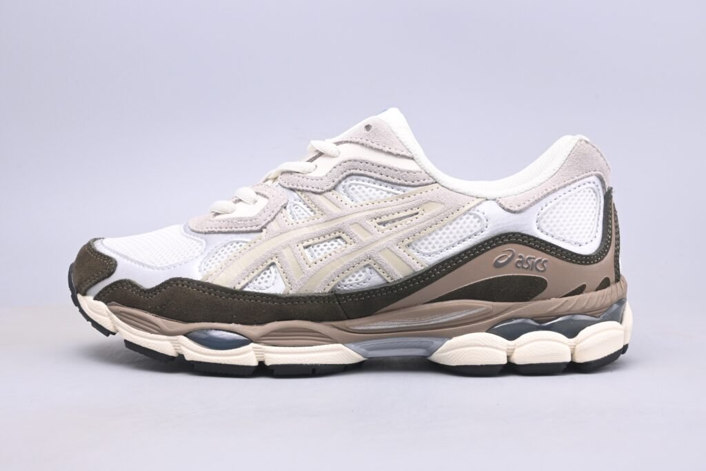 Asics GEL-NYC 1203A383-103