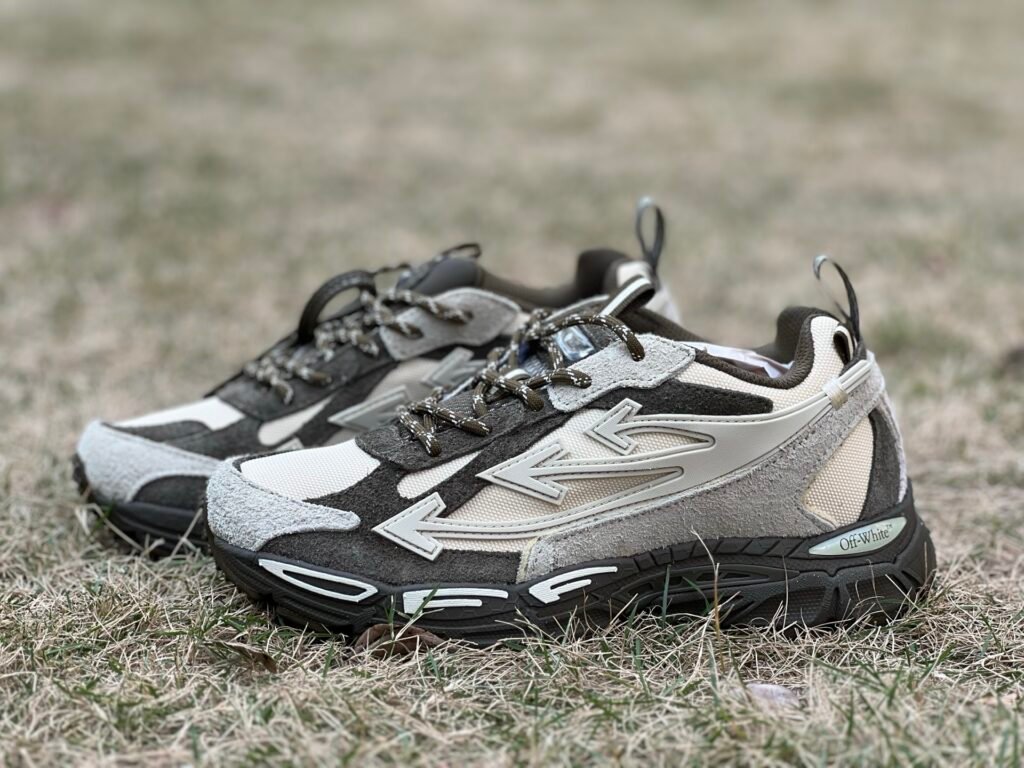 Off-White Be Right Back Sneakers
