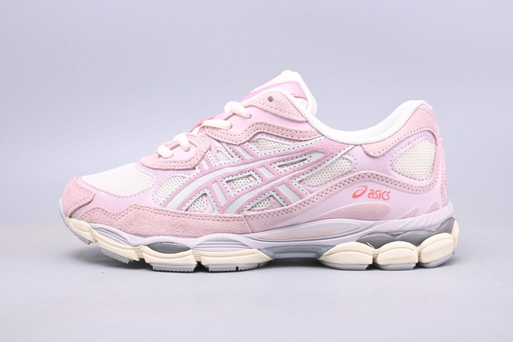 Asics GEL-NYC 1203A383-106