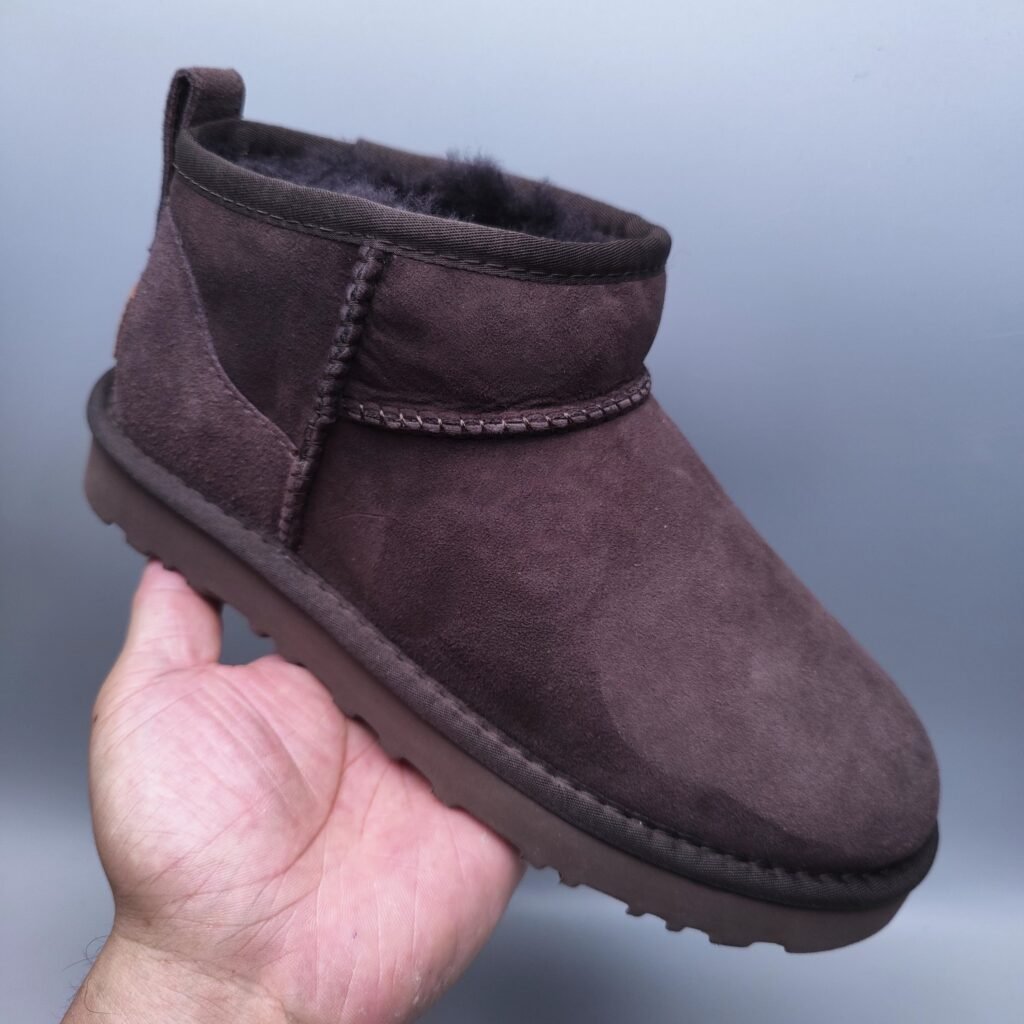 UGG Classic Mini II Boots “Chocolate”6109