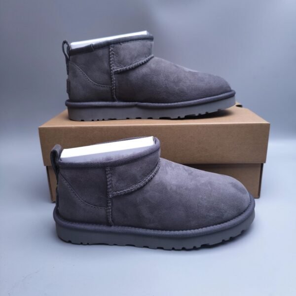 UGG Boots Classic Mini II 6109